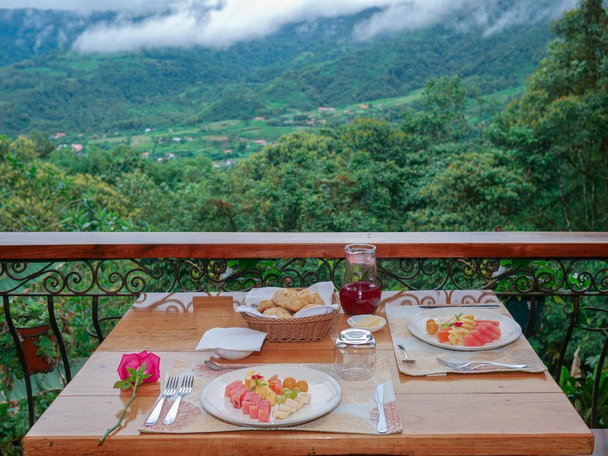 Casa De Vista Alta Hotel Mindo Ngoại thất bức ảnh