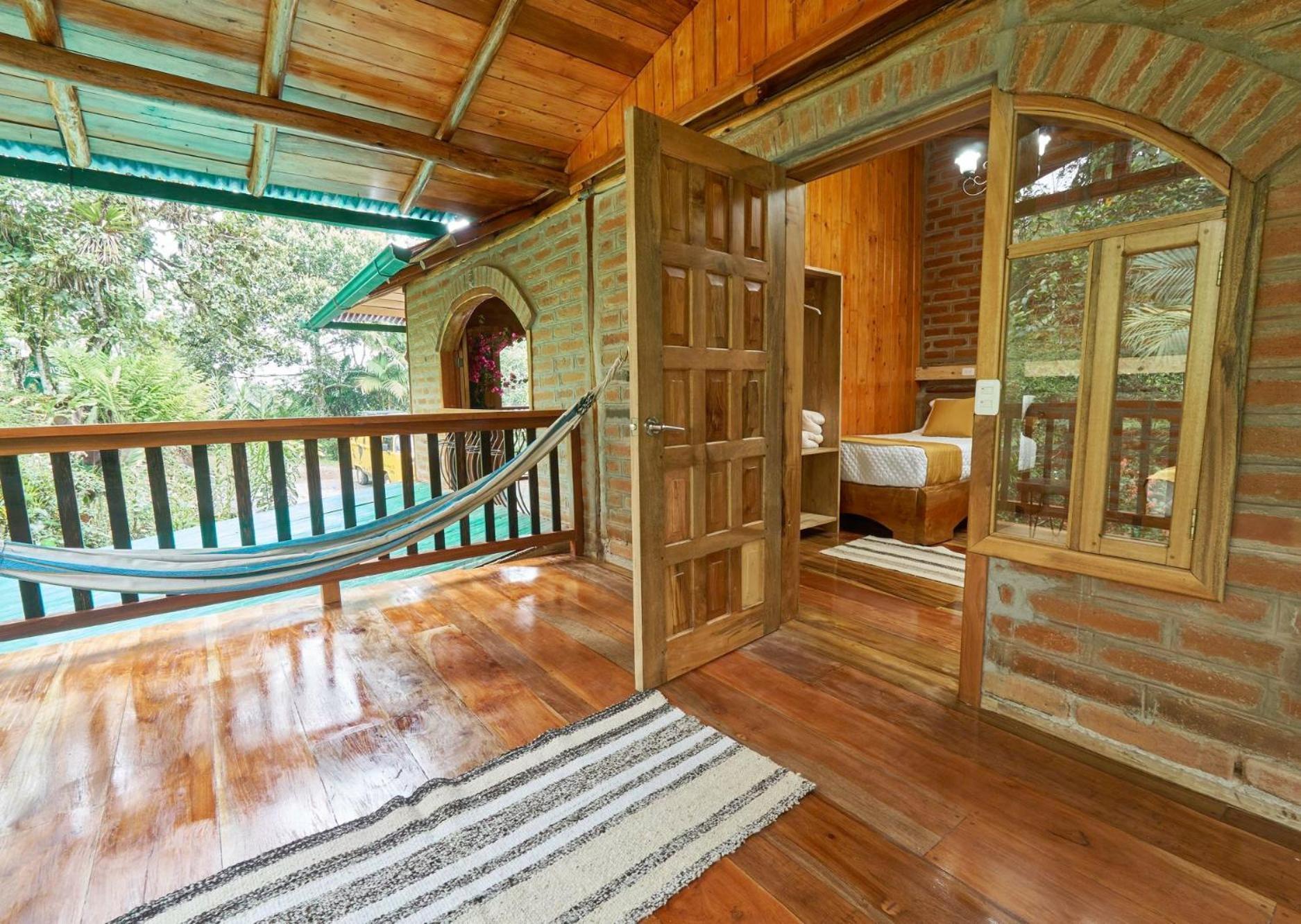 Casa De Vista Alta Hotel Mindo Ngoại thất bức ảnh
